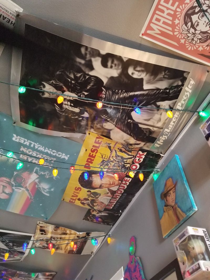 Blues Music, Elvis, and the Decor That Sets the Mood