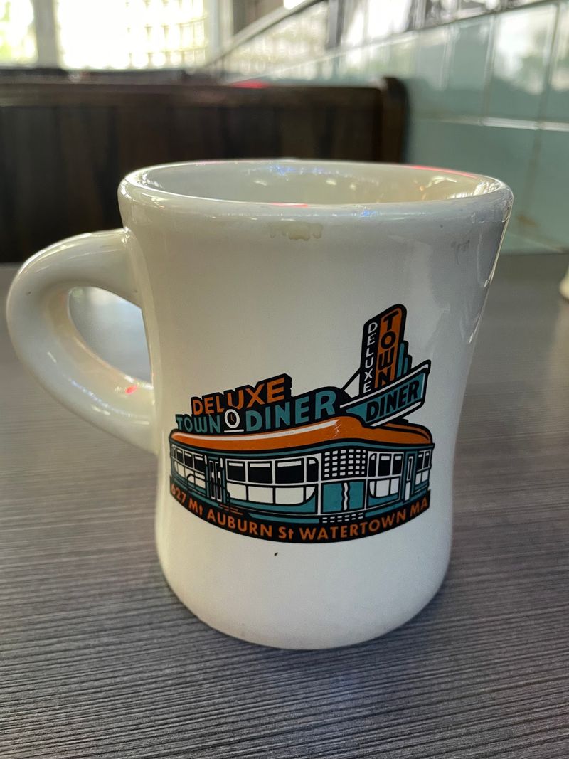 Bottomless Coffee and the Full Diner Vibe