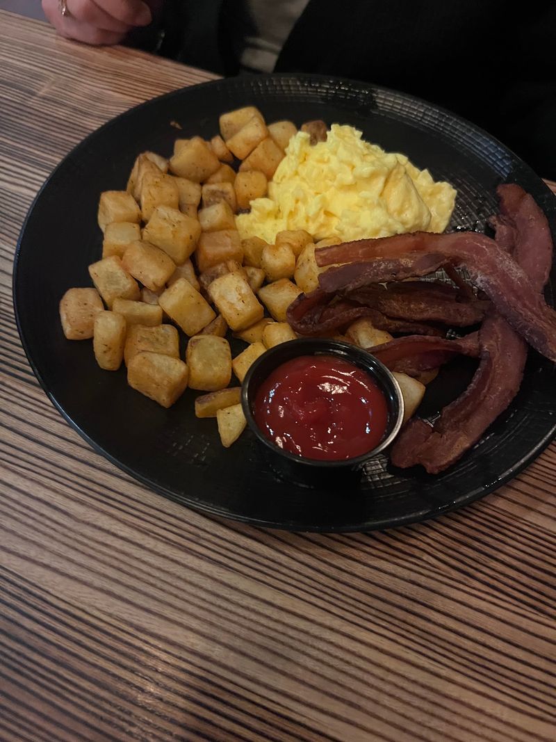 Breakfast That Earns Its Own Dedicated Visit Breakfast That Earns Its Own Dedicated Visit