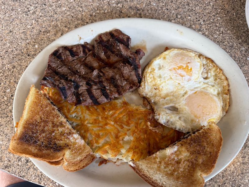 Breakfast That Earns Its Reputation Before Noon