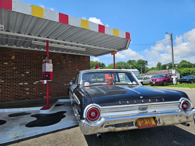Bright Leaf Drive-In (Mount Airy)