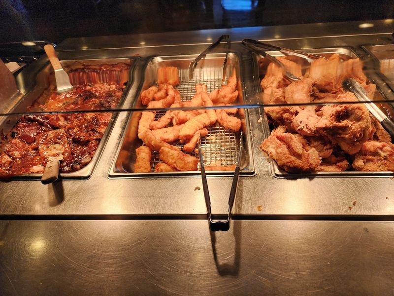 Broasted Chicken and the Comfort Food Lineup Broasted Chicken and the Comfort Food Lineup