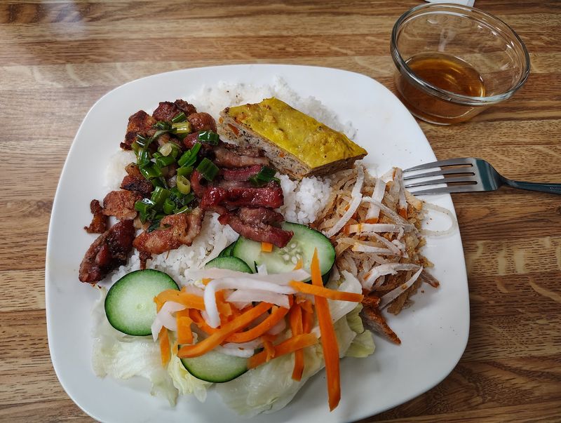 Broken Rice, Grass Jelly, and the Full Plate Experience