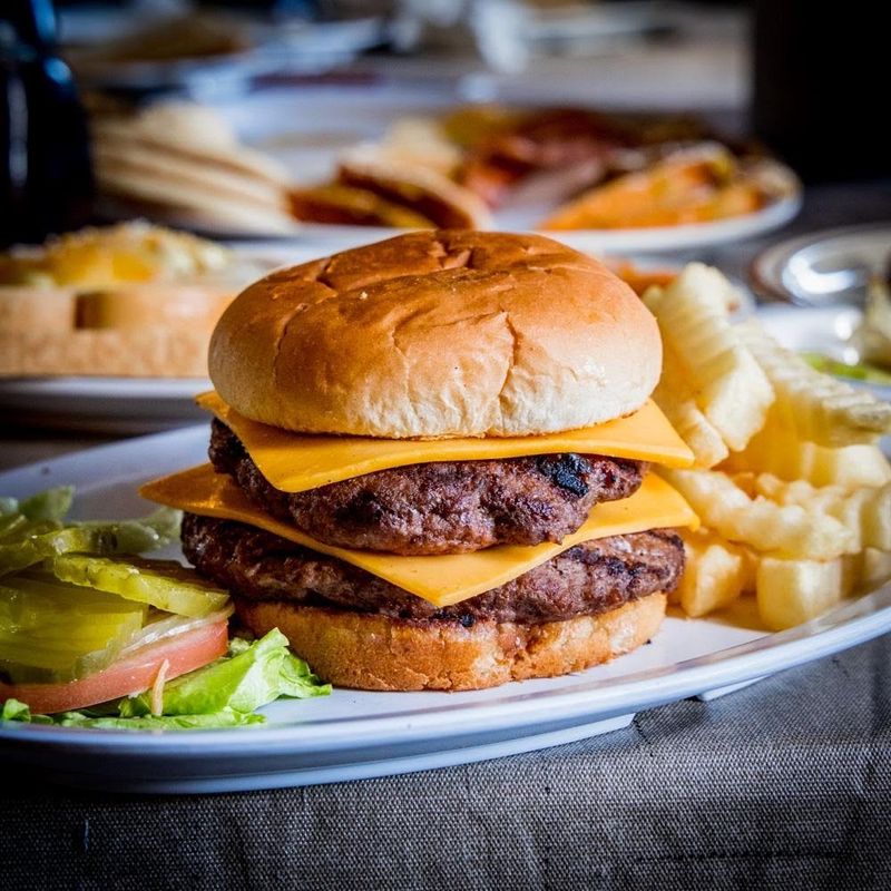 Burgers and Sandwiches That Hold Their Own Burgers and Sandwiches That Hold Their Own