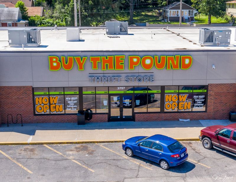 Buy The Pound Thrift Store, Kansas City, Missouri