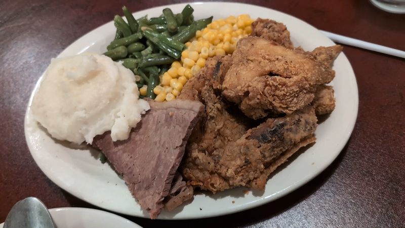 Carriage Crossing Restaurant — Yoder Carriage Crossing Restaurant — Yoder