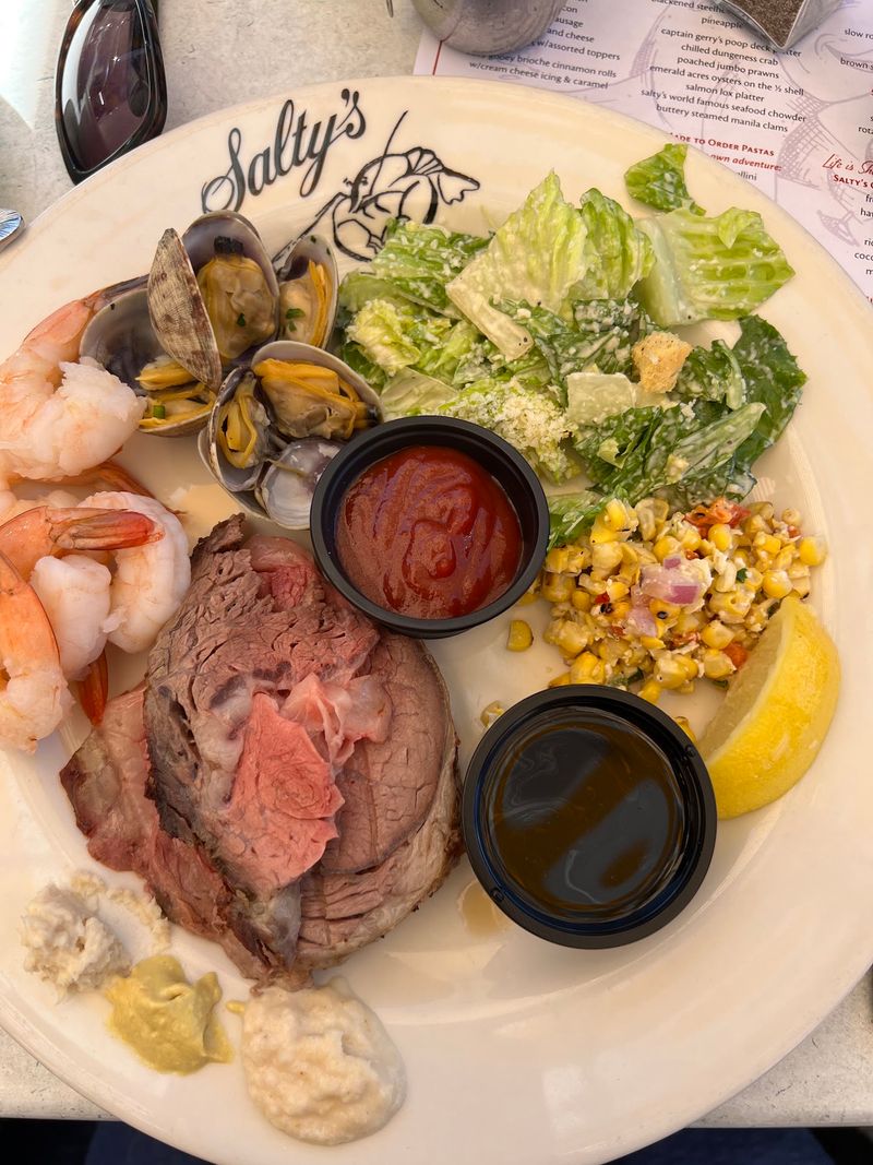 Carved Prime Rib and Made-to-Order Stations