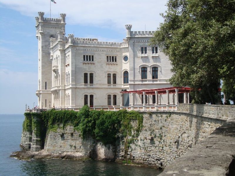 Castello di Miramare, Trieste Castello di Miramare, Trieste