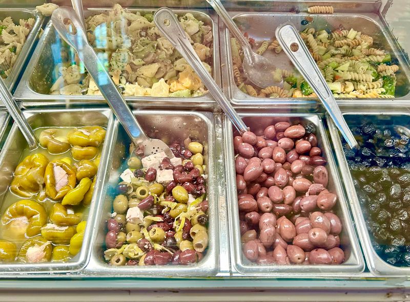 Catering That Goes Above and Beyond Catering That Goes Above and Beyond