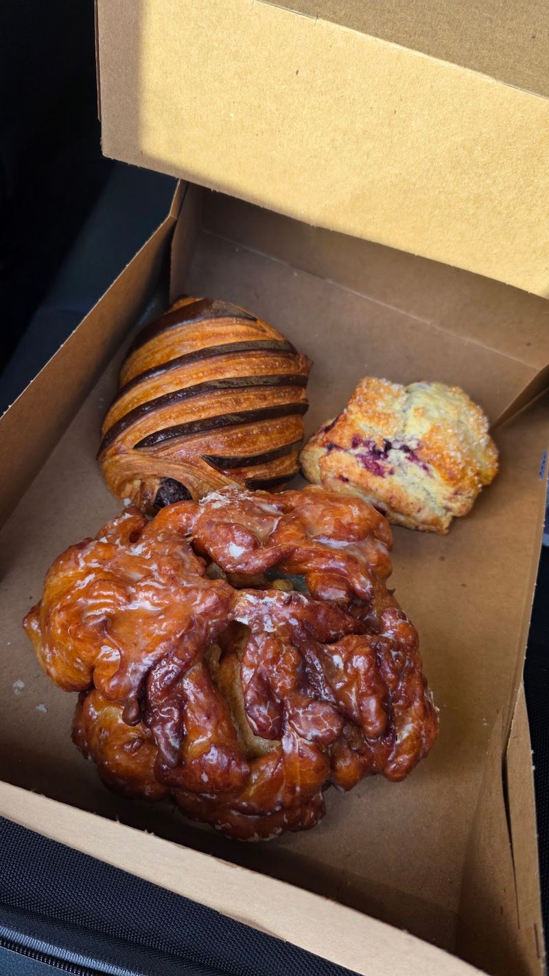 Chocolate Babka Bun Worth the Morning Wait Chocolate Babka Bun Worth the Morning Wait