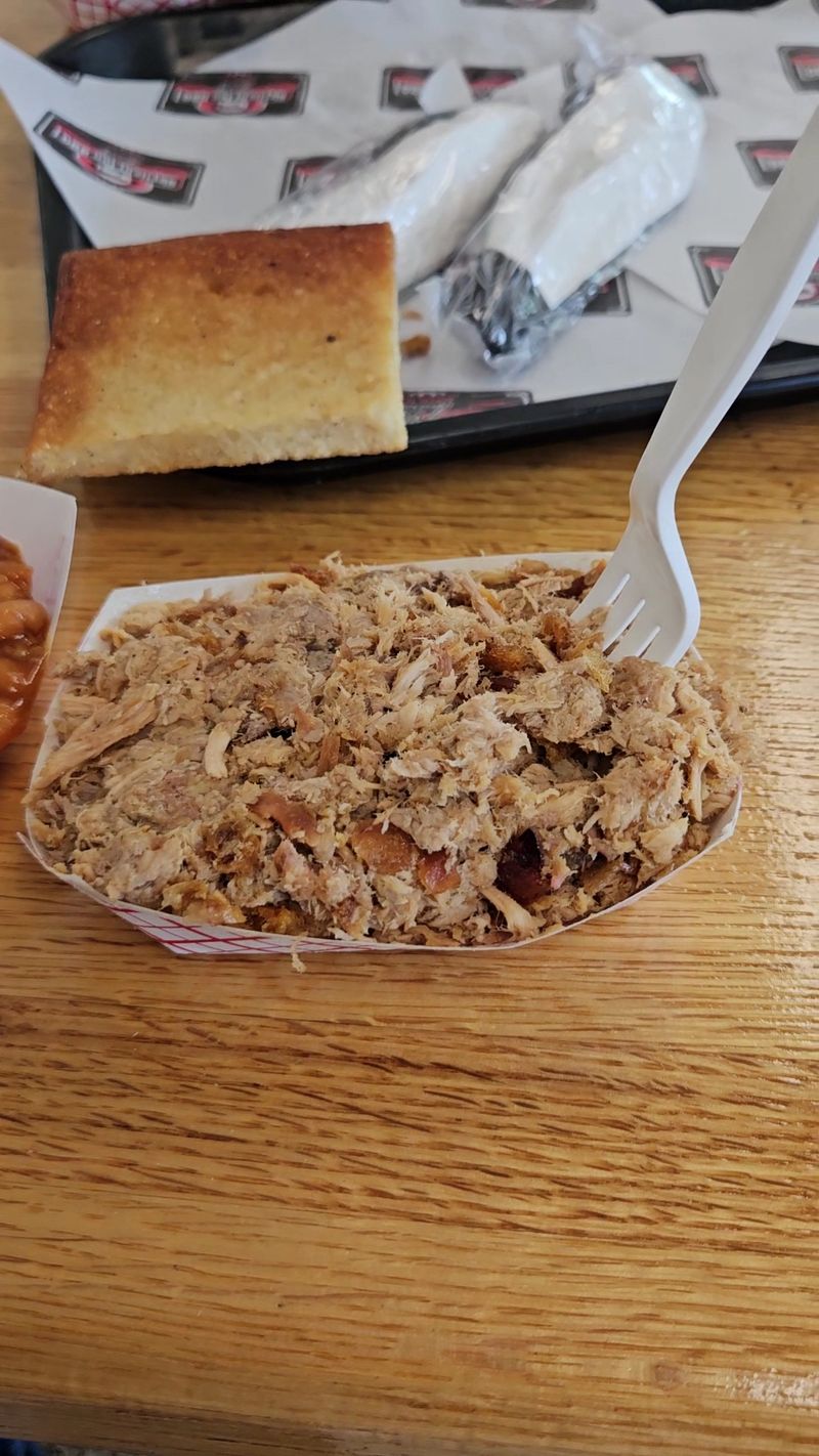 Chopped Pork With Bursts of Crackling Chopped Pork With Bursts of Crackling