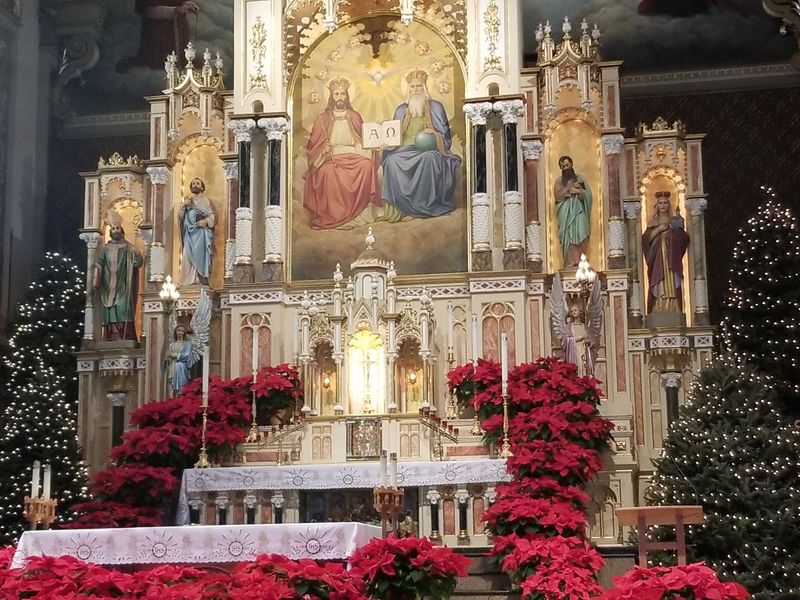 Christmas at Holy Trinity and Why Timing Your Visit Matters Christmas at Holy Trinity and Why Timing Your Visit Matters