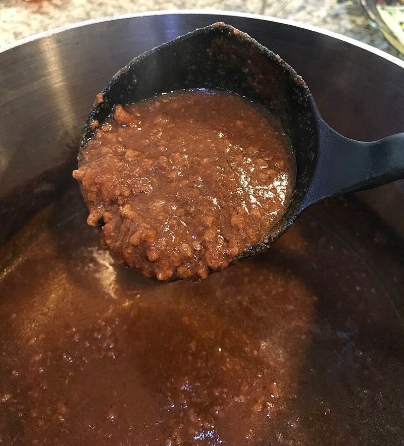 Cincinnati Chili, Cinnamon