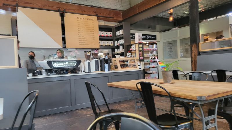Coffee, Kombucha, and Sipping Chocolate on the Menu Coffee, Kombucha, and Sipping Chocolate on the Menu