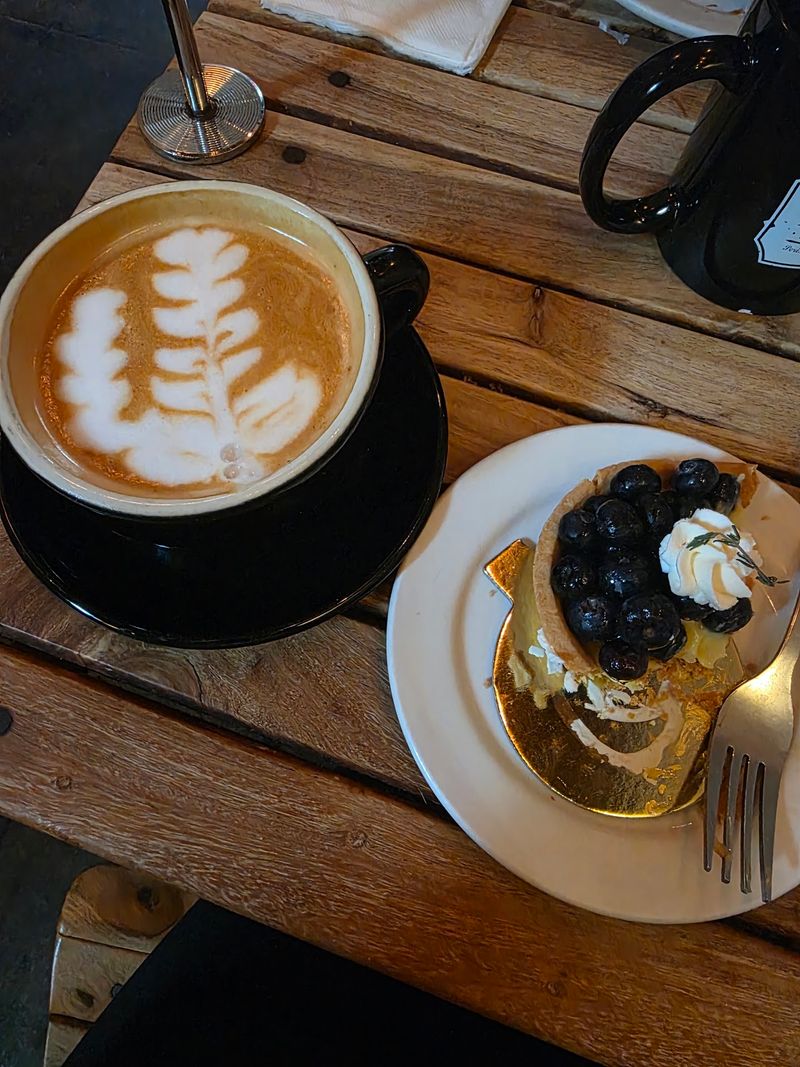Coffee That Holds Its Own Coffee That Holds Its Own