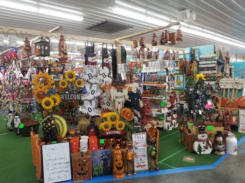 Collectibles, Curiosities, and Unexpected Finds Collectibles, Curiosities, and Unexpected Finds