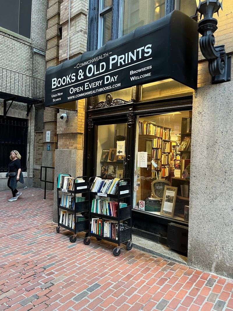 Commonwealth Books, Boston
