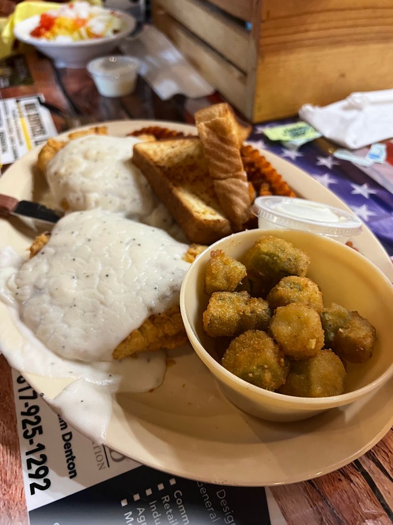Country Fried Steak and Chicken That Hold Their Own