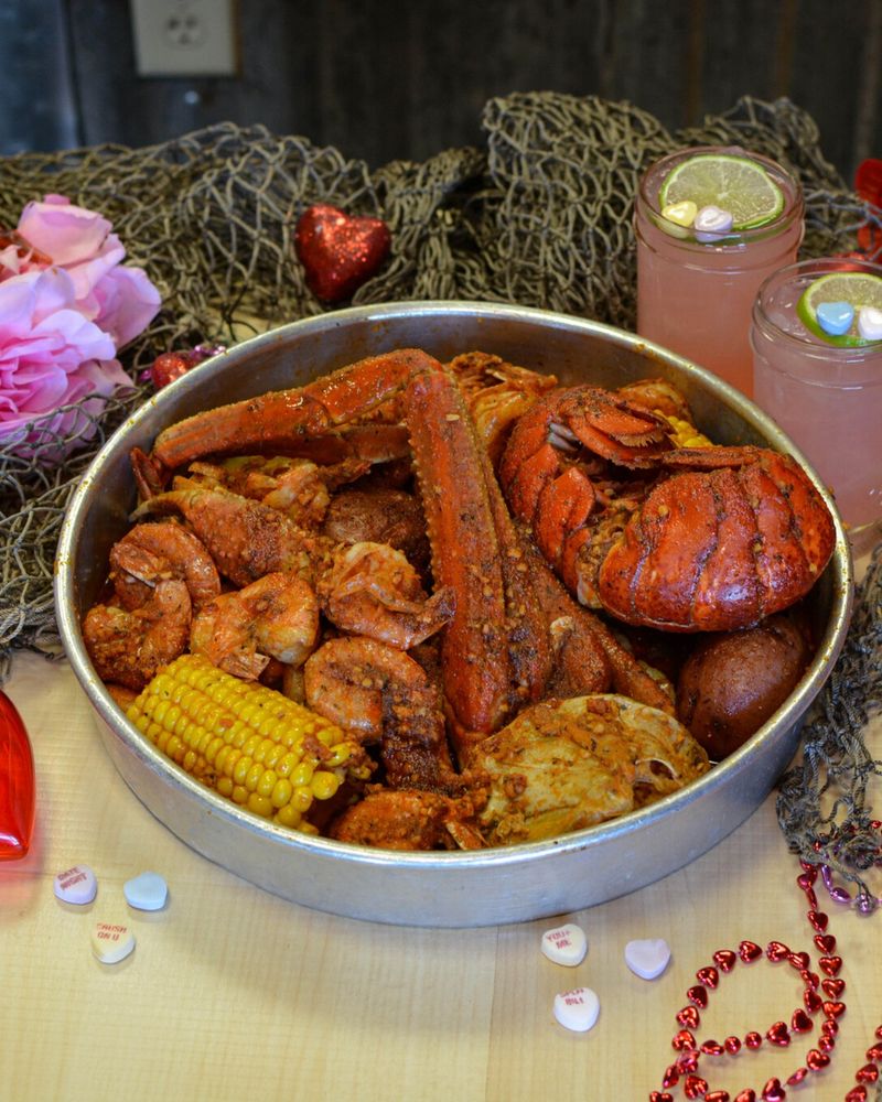 Crab Legs, Lobster, and Shrimp on the Lineup Crab Legs, Lobster, and Shrimp on the Lineup