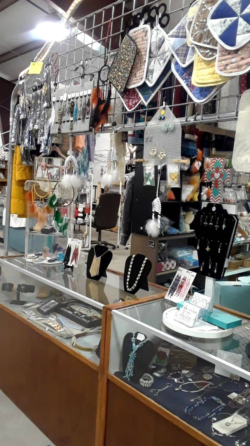 Crafts, Jewelry, and Handmade Touches