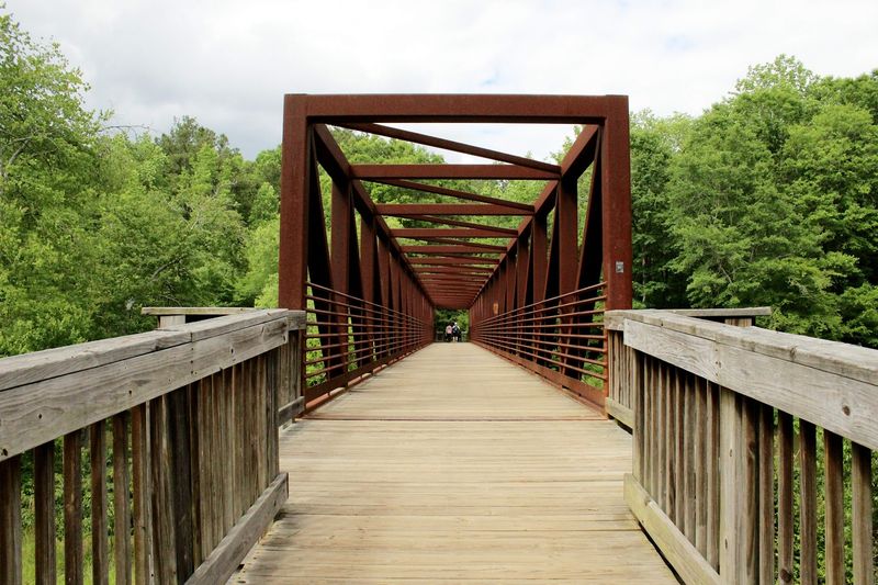 Creekside Walks and the Historic Footbridge