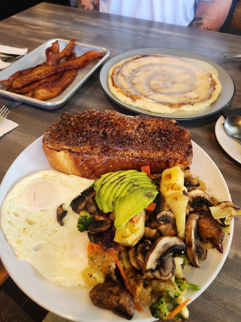 Creme Brulee French Toast That Defies Breakfast Logic Creme Brulee French Toast That Defies Breakfast Logic