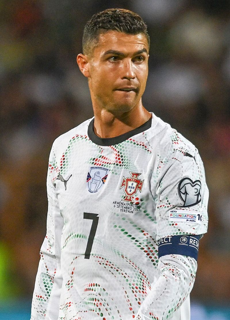 Cristiano Ronaldo Cristiano Ronaldo