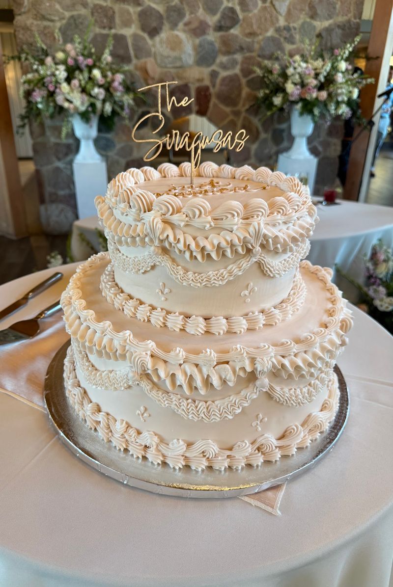 Custom Cakes That Go Above and Beyond Custom Cakes That Go Above and Beyond