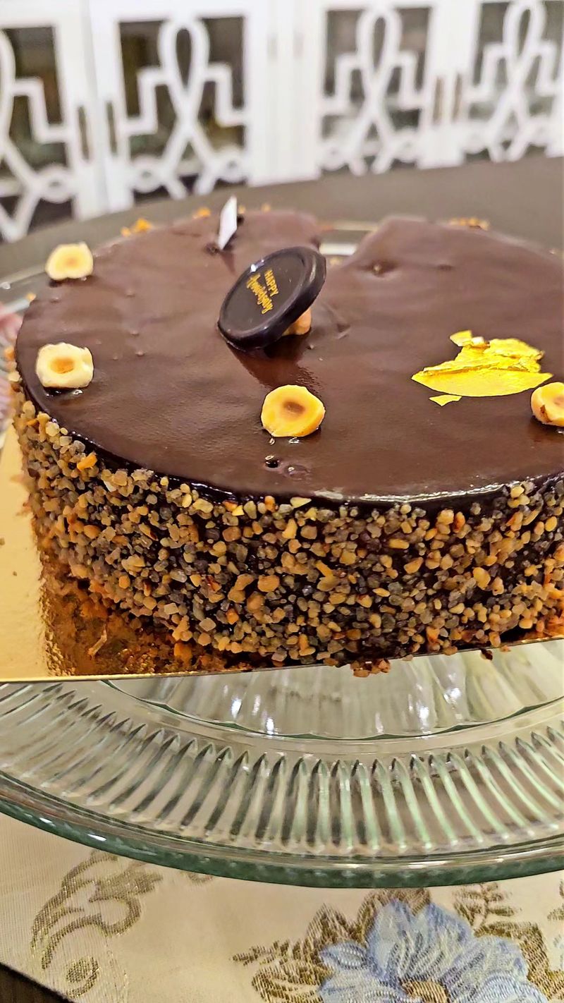 Custom Cakes That Rival Professional Patisseries in Paris Custom Cakes That Rival Professional Patisseries in Paris
