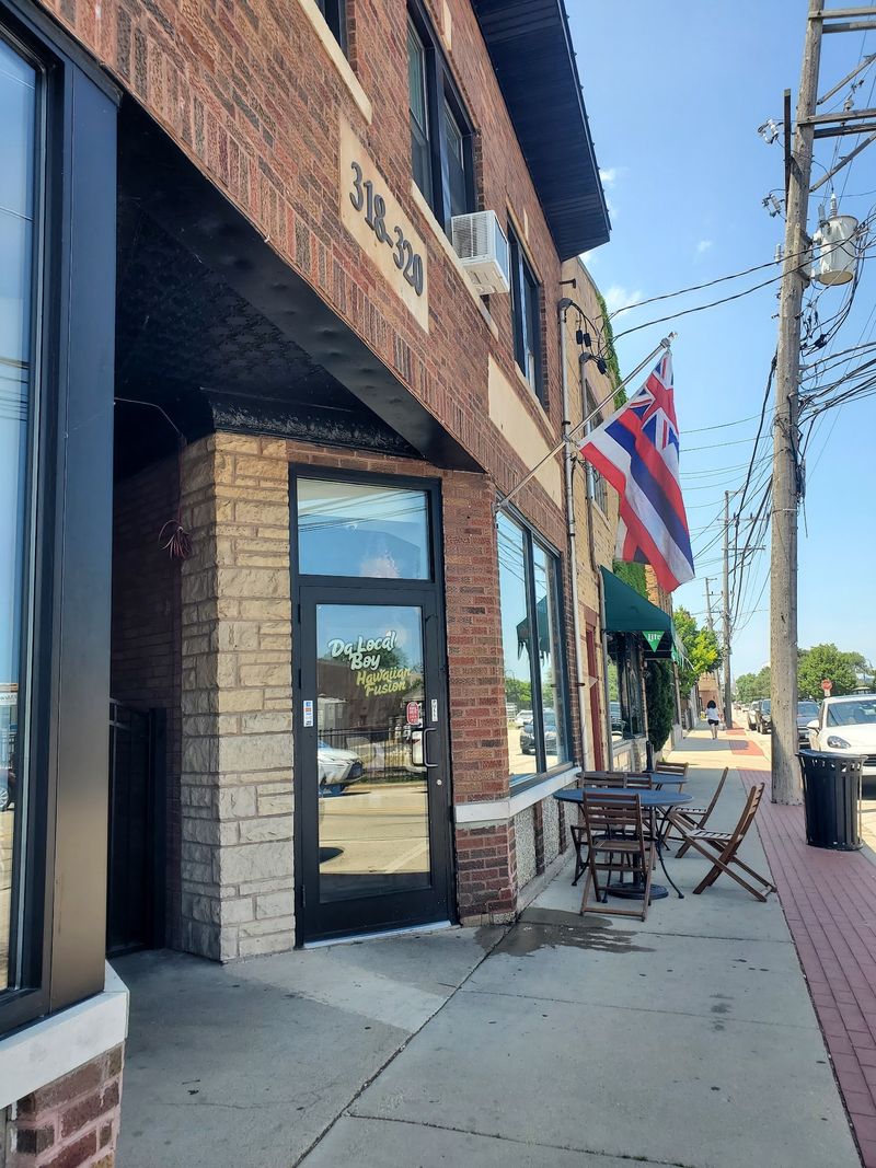 Da Local Boy Cafe (Highwood) Da Local Boy Cafe (Highwood)