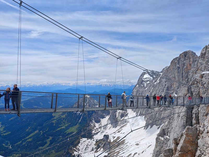 Dachstein Suspension Bridge, Austria Dachstein Suspension Bridge, Austria