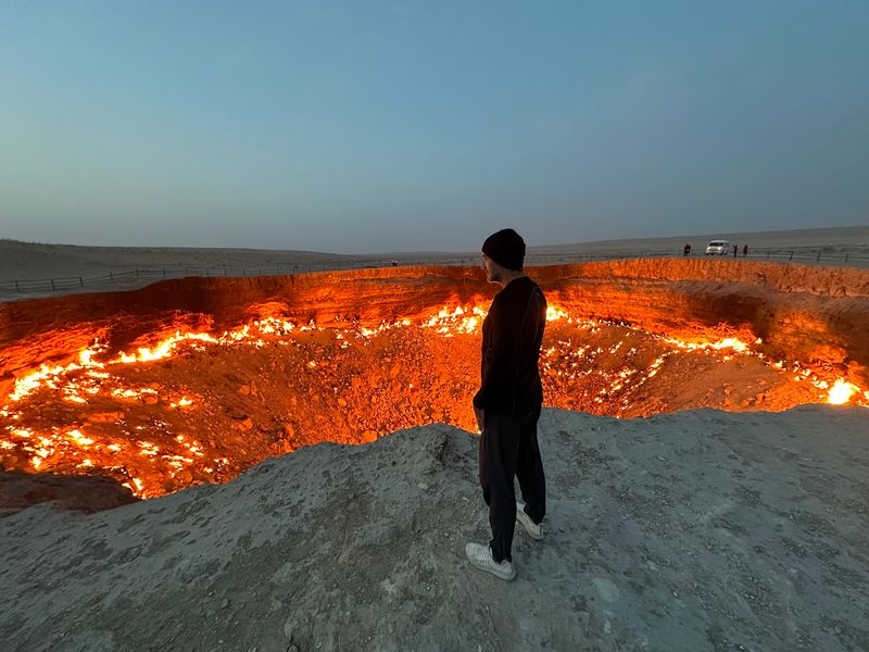 Darvaza Gas Crater, Turkmenistan Darvaza Gas Crater, Turkmenistan