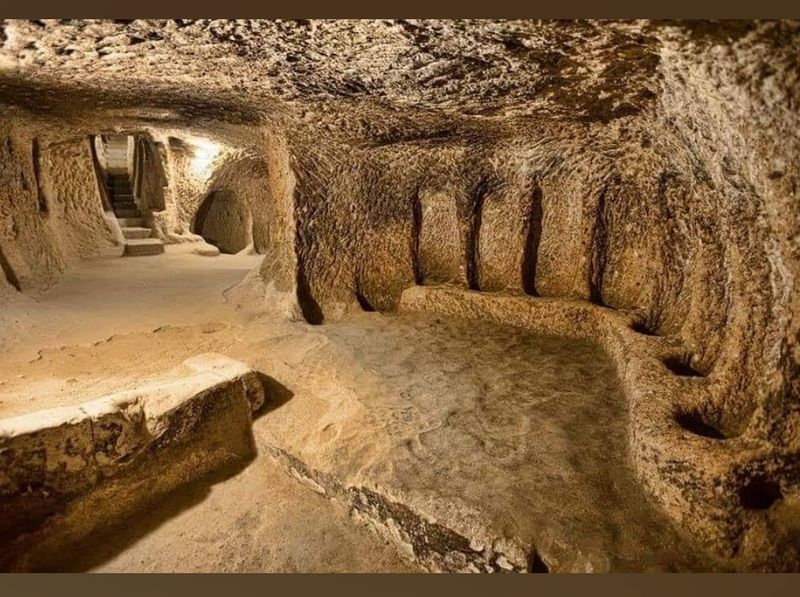 Derinkuyu Underground City, Turkiye Derinkuyu Underground City, Turkiye