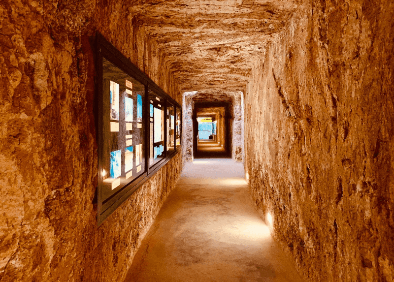 Desert Cave Hotel, Coober Pedy, South Australia, Australia Desert Cave Hotel, Coober Pedy, South Australia, Australia