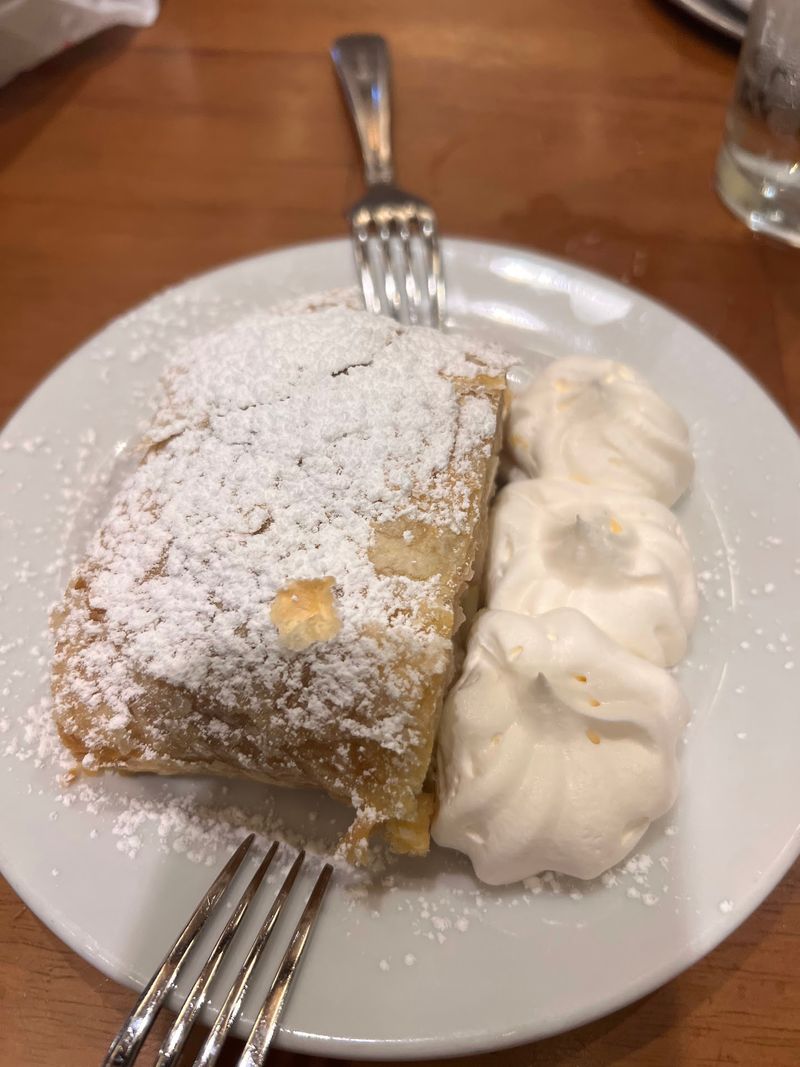 Desserts That Close the Meal Perfectly Desserts That Close the Meal Perfectly