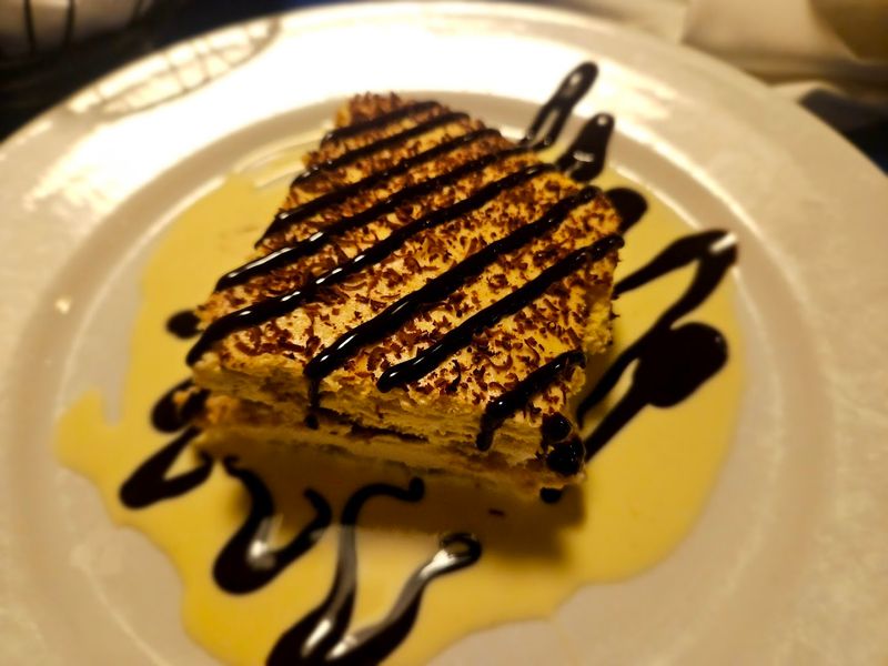 Desserts That People Drive Back Into Town For Desserts That People Drive Back Into Town For