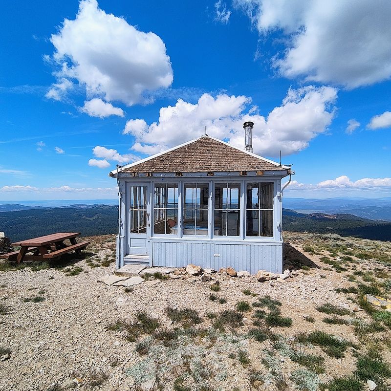 Drake Peak Lookout - Near Lakeview