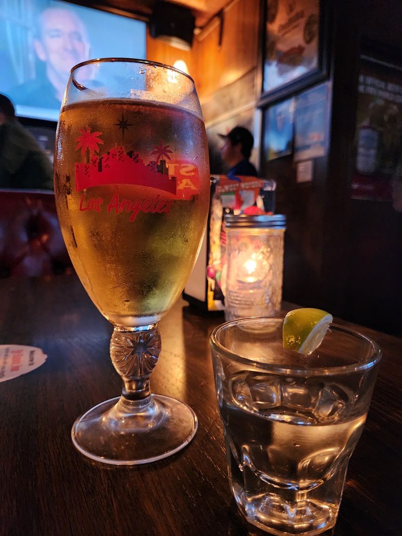 Drinks and Happy Hour Deals Drinks and Happy Hour Deals