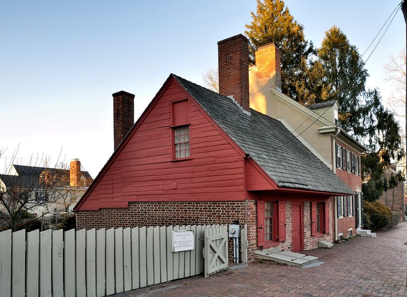 Dutch House Museum, New Castle, Delaware Dutch House Museum, New Castle, Delaware