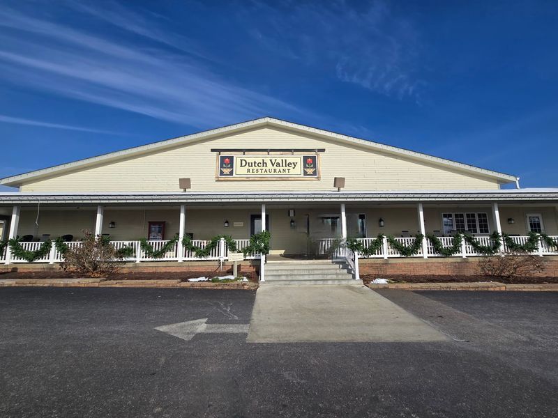 Dutch Valley Restaurant - Sugarcreek Dutch Valley Restaurant - Sugarcreek