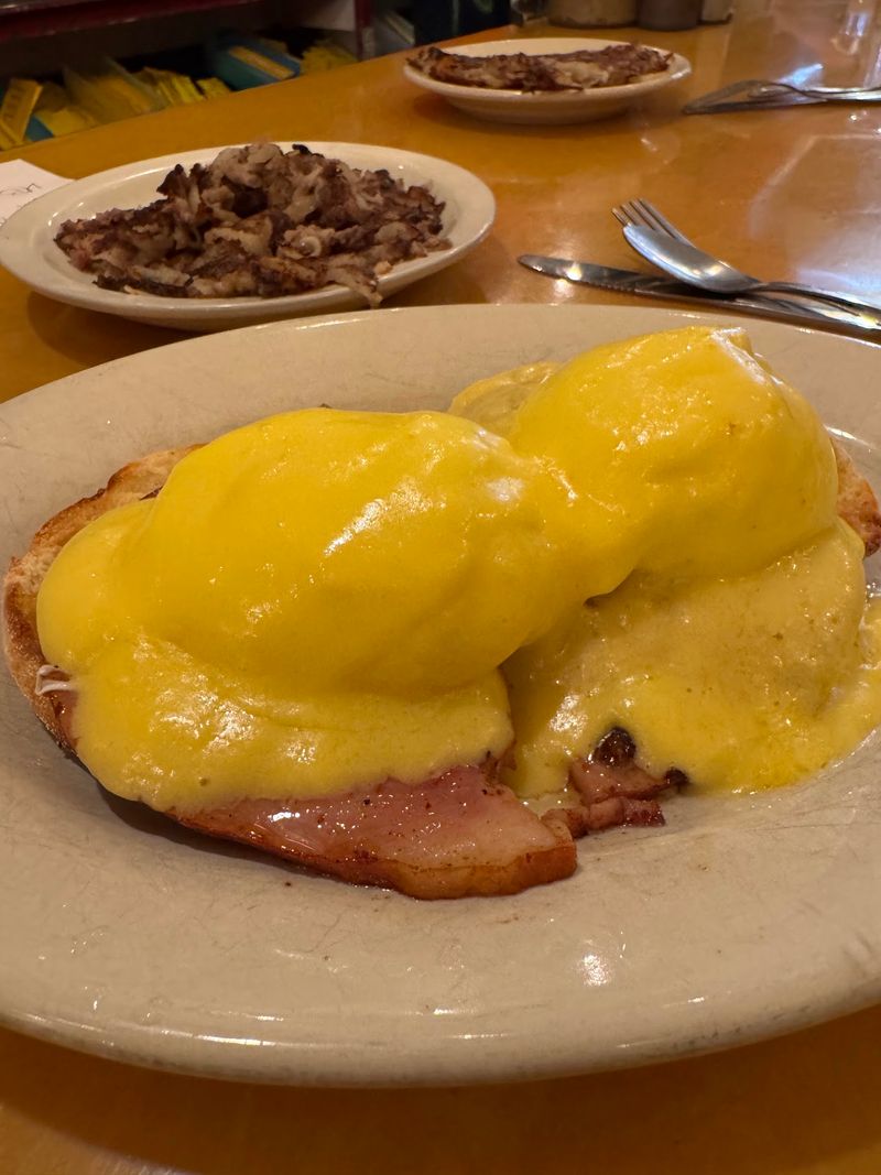 Eggs Benedict That Ruins You For All Others