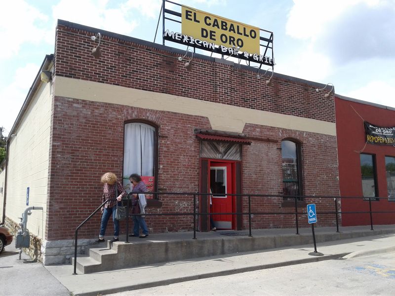 El Caballo de Óro, Pittsburg, Kansas El Caballo de Óro, Pittsburg, Kansas