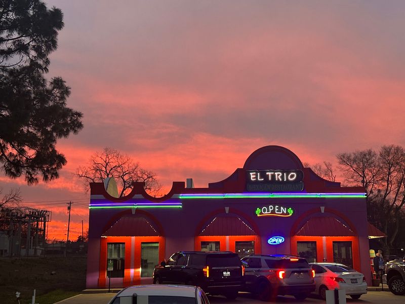 El Trio, Alma, Arkansas