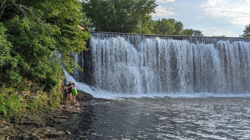 Fall Foliage Season and Why the Valley Turns Extraordinary Fall Foliage Season and Why the Valley Turns Extraordinary