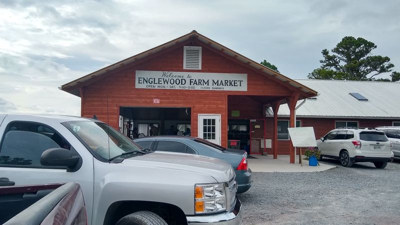 Finding the Market Down County Road 423 Finding the Market Down County Road 423