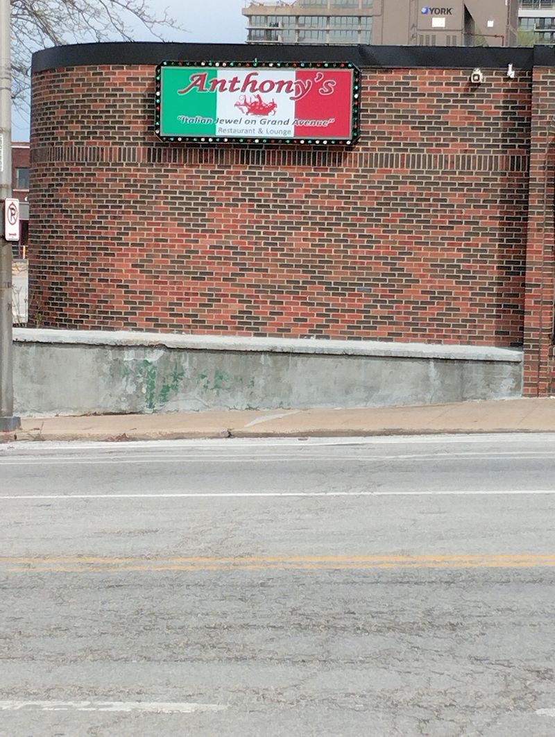 Finding the Place on Grand Boulevard