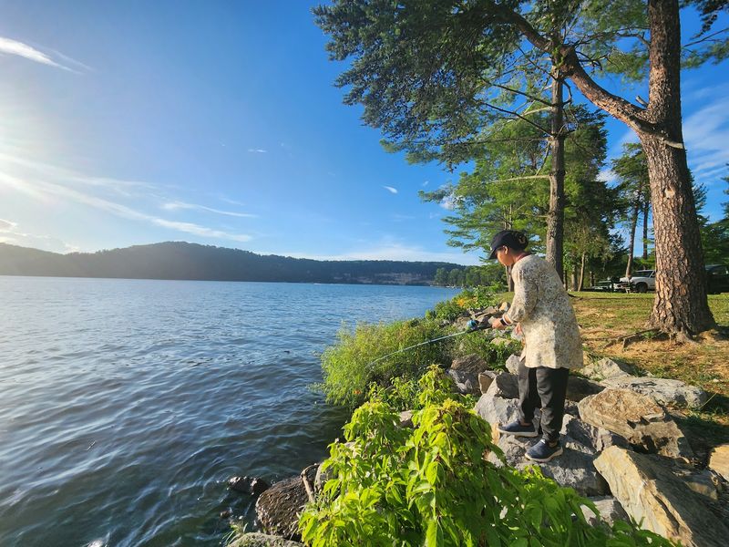 Fishing on One of Virginia's Most Productive Lakes