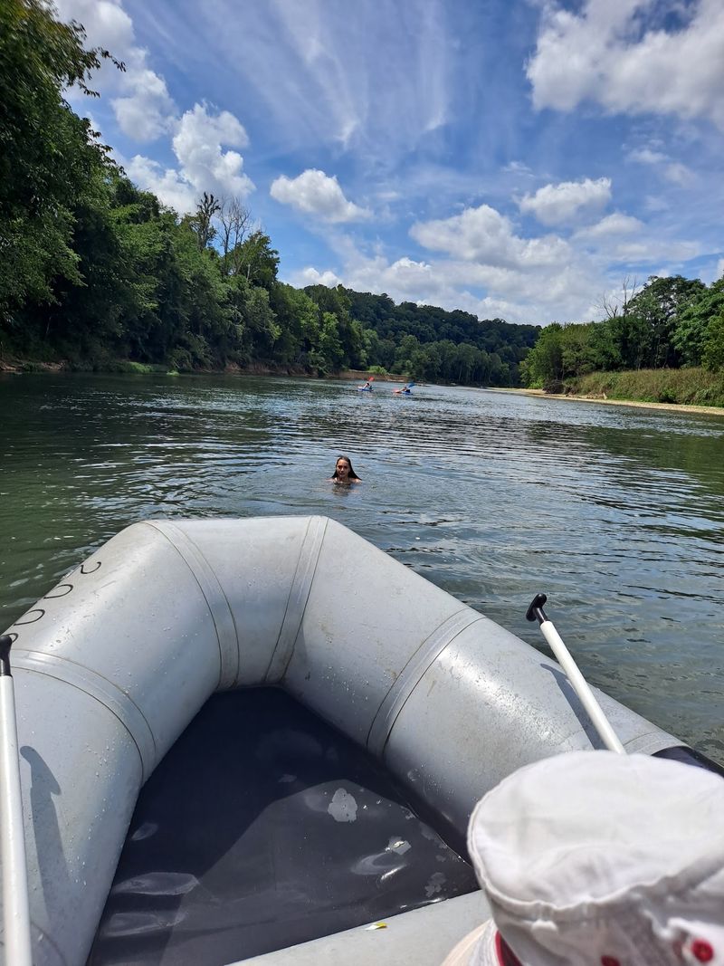 Float the Illinois River near Tahlequah Float the Illinois River near Tahlequah