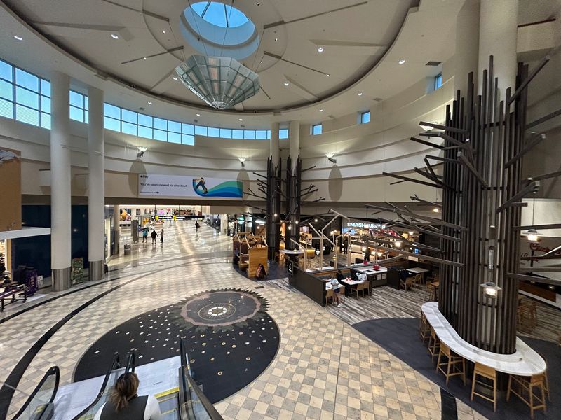 Food Options That Go Beyond the Usual Airport Fare Food Options That Go Beyond the Usual Airport Fare
