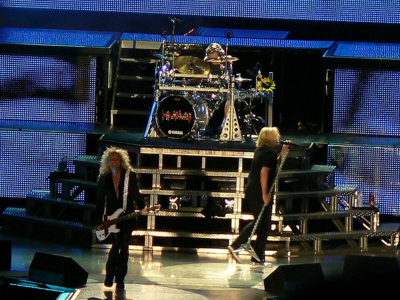 Foolin' by Def Leppard Foolin' by Def Leppard